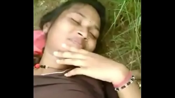 सेक्सी स्कूल गर्ल के खेत में चोदाइ