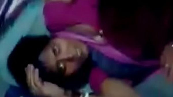 गाँव के चाची के चोदाई के विडियो