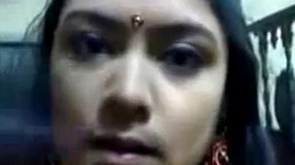 सेक्सी भाभी के लीक एमएमएस विडियो