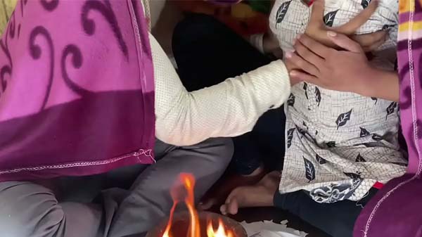 गर्लफ्रेंड के साथ रात भर चोदाई