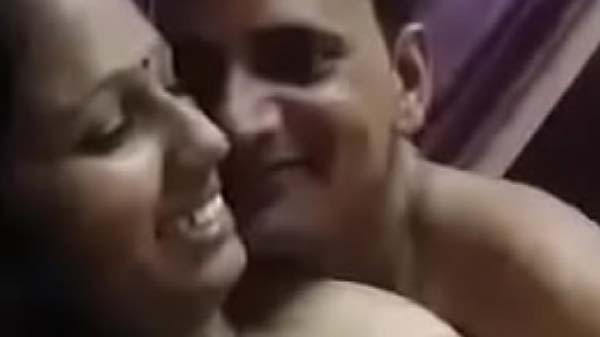 साली के साथ पूरा रात चोदाई