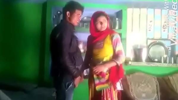 मुस्लिम लड़की के साथ जोरदार चोदाई