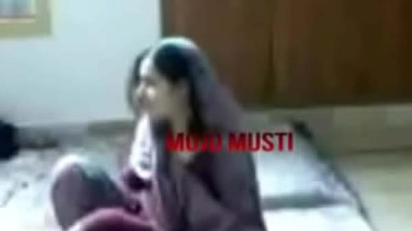 मुस्लिम प्रेमिका के चोदाई के पोर्न विडियो