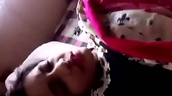 सेक्सी चुदासी लड़की के बुर चोदाई