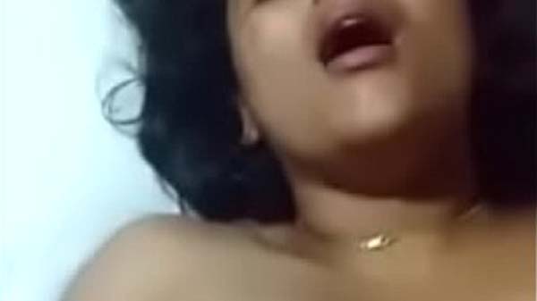 चाची चोदवा के मजा लेत बारी