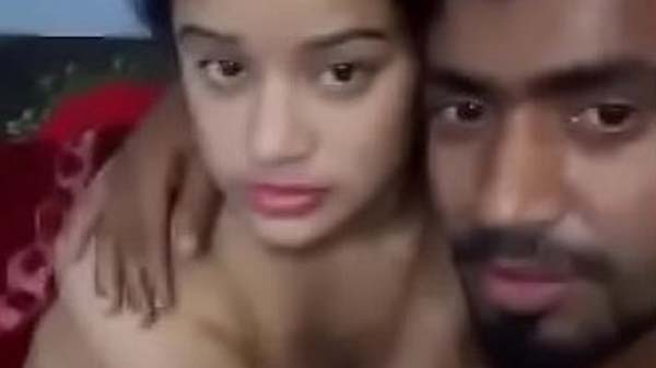 कॉलेज गर्ल के होटल में क्सक्सक्स चोदाई