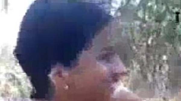 देहाती लड़की के जंगल में चोदाई