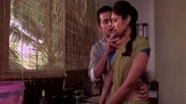 बिहारी नौकरानी के बुर चोदाई