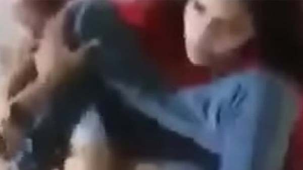 देहाती पड़ोसन के लीक सेक्स विडियो