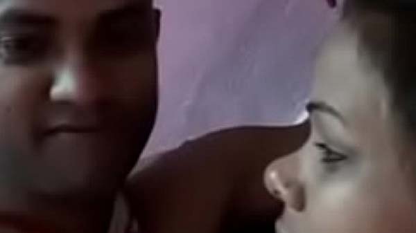 हॉर्नी बिहारी कपल चुदाई करत बा