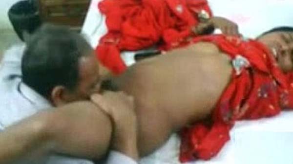 हॉट रंडी के साथ सेक्स के पोर्न विडियो
