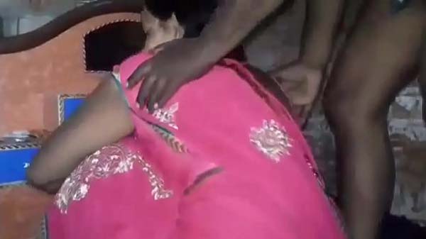 सेक्सी भाभी के साथ सेक्स के मजा लेनी