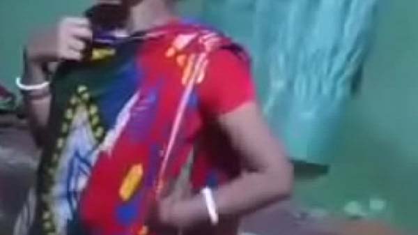 लोकल रंडी के बुर के चोदाई