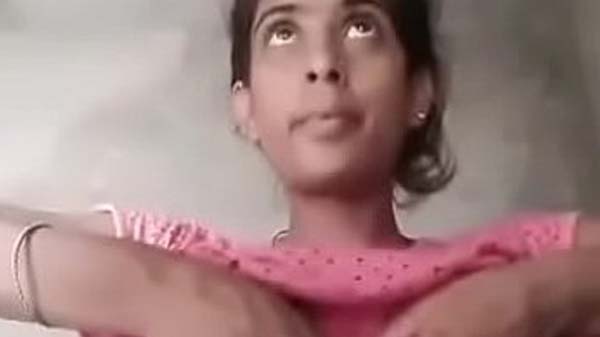 सेक्सी गर्ल जुली के नंगा हॉट विडियो