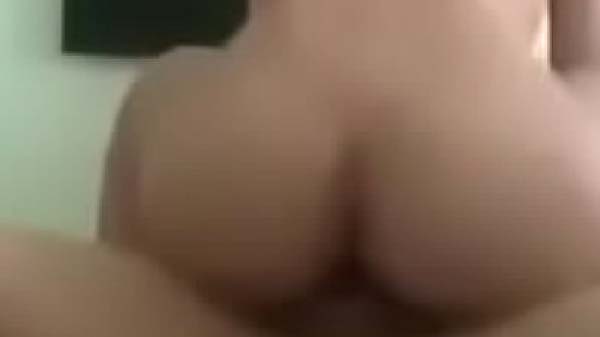 हम आपन गर्लफ्रेंड के बुर फाड़त बानी