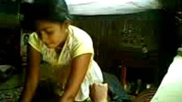 कमसिन साली के बुर चोदाई