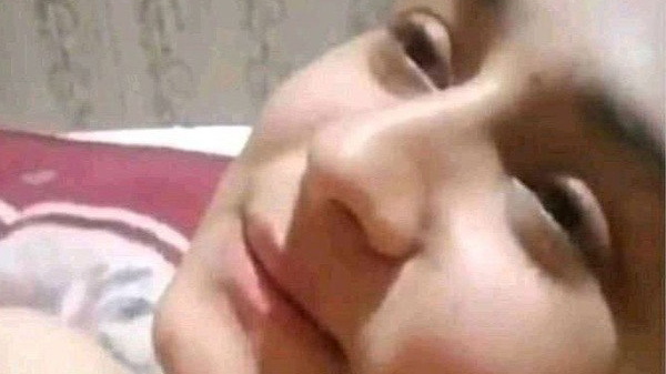 पागल टिश्यू ले लो वायरल सेक्स के विडियो