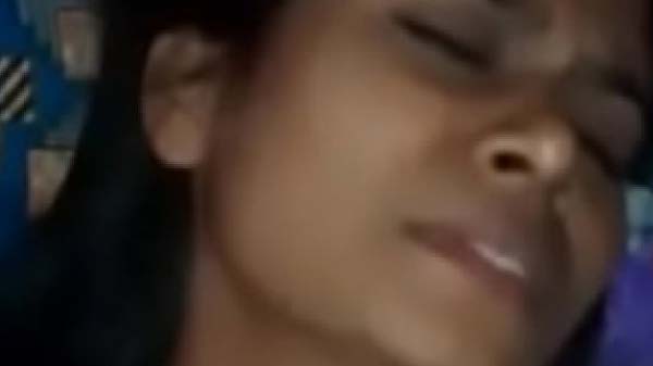 सेक्सी देहाती लड़की के चूत चोदाई