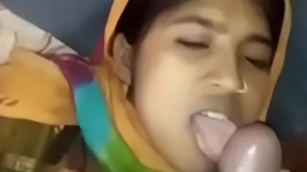 मुस्लिम बहन आपन भाई से चोदवा लेली