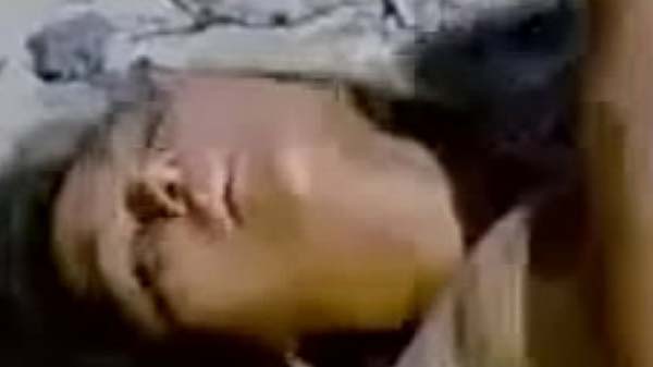 पब्लिक के सामने रंडी के चोदाई