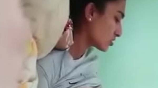 सौतेली बहन के साथ फुल सेक्स