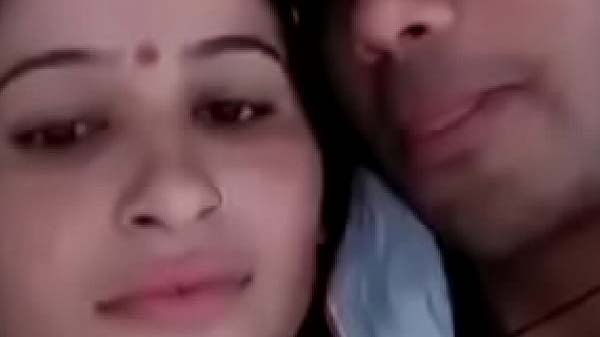 सेक्सी पड़ोसन भाभी के साथ मस्ती