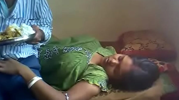 भाभी के नंगा करके चोदनी