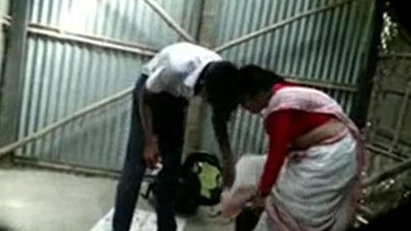 हॉट कॉलेज कपल के लीक सेक्स विडियो