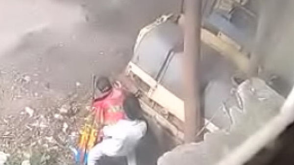 कबार बिने वाली के चोदाई