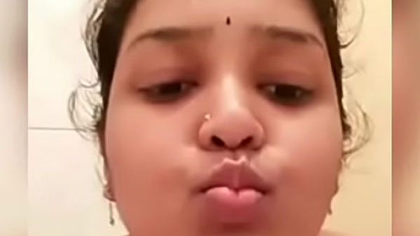 भाभी के टाइट बूब्स और सेक्सी बुर