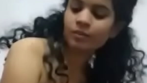बिहारी लड़की लंड चुसत बारी बॉयफ्रेंड के