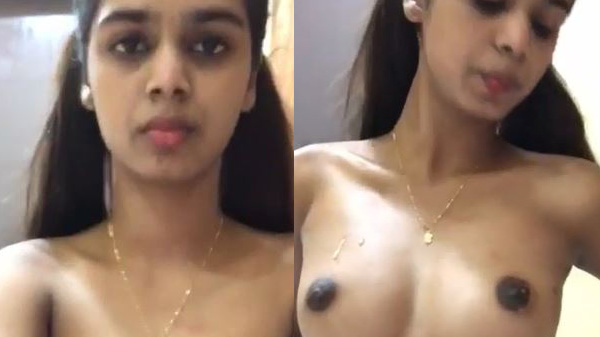 बिहारी गर्ल के बिग बूब्स के सेल्फी विडियो