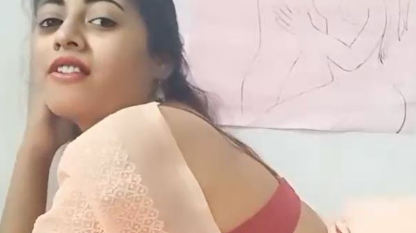 भाभी देवर के मस्त चोदाई बेडरूम में