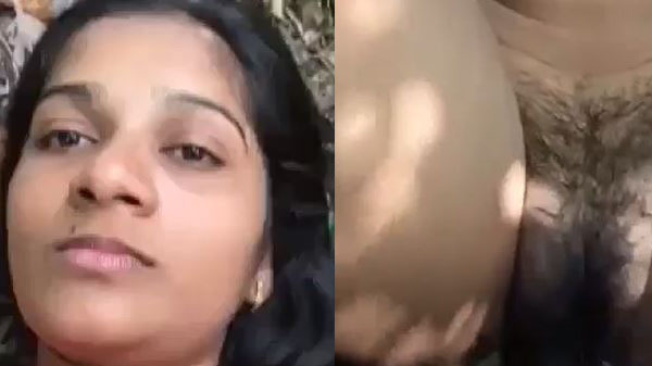 खेत में बुर चोदवा लेली देसी लड़की
