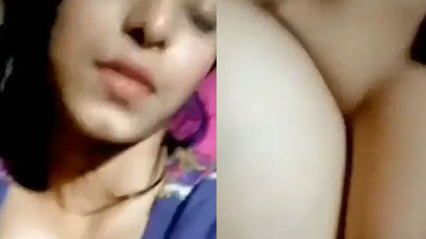 देहाती लड़की चूची एक्सपोज करत बारी