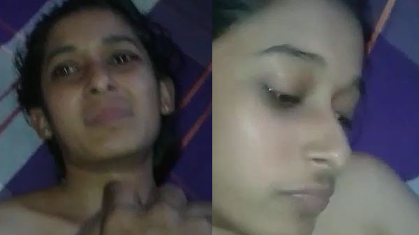 गाँव एक लड़की बुर चोदवा लेली मस्ती में