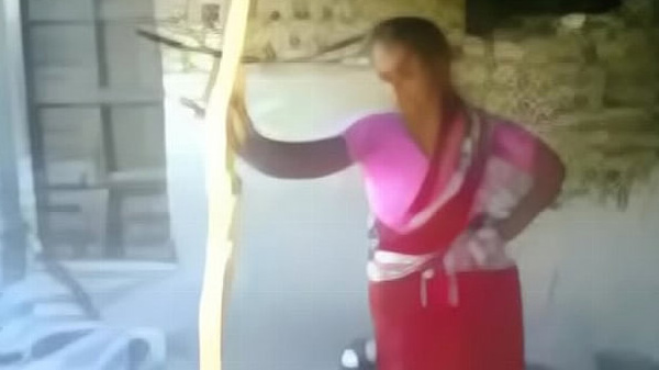 देहाती भाभी के घरे जाके उनकर चुदाई