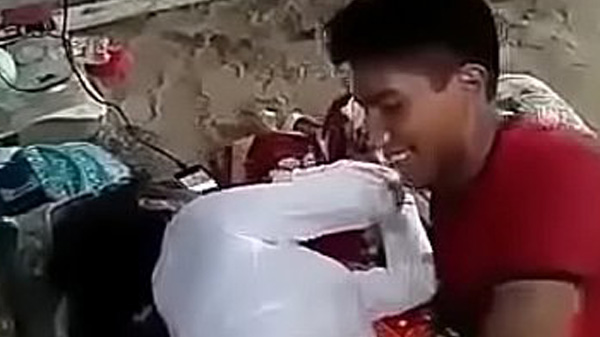 देहाती लड़की के साथ सम्भोग करे के भोजपुरी बीएफ