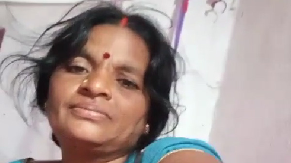 विलेज भाभी लंड के सवारी करके चोदवा लेली