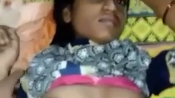 बिहारी लड़की मुस्कान के बुर चुदाई