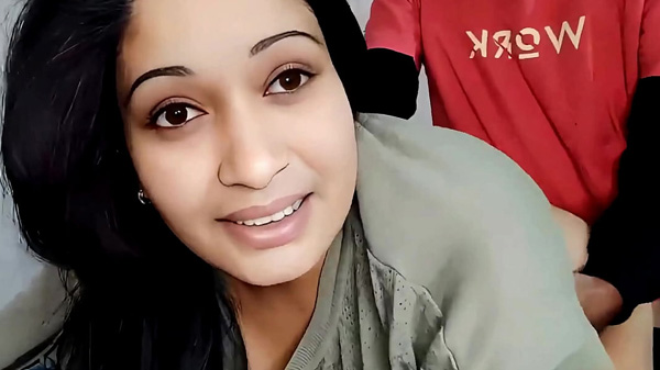 नया साल पर भाभी के चोद देलन देवर