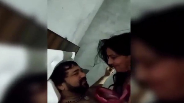 बिहारी बीवी लंड के सवारी करत बारी