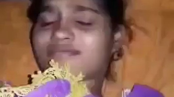 बिहारी लड़की के हेयरी टाइट बुर के चुदाई