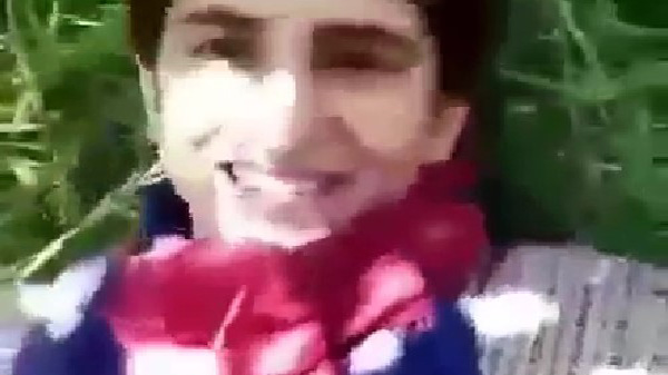 खेत में मुस्लिम देसी गर्ल के चुदाई
