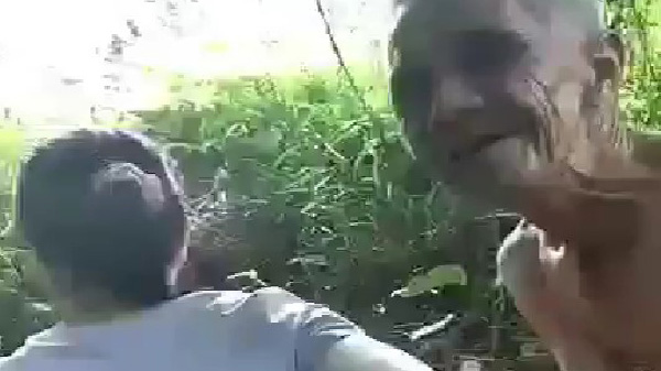 दादाजी खेत में रंडी चोदत बारन