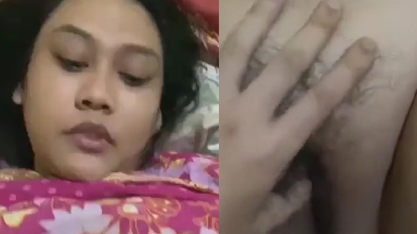 भाभी के चोदते हुए बुर से खेलत बारन बॉयफ्रेंड